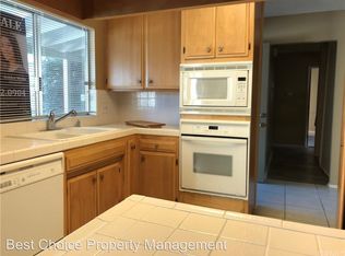1265 Emerald St, Hemet, CA 92543