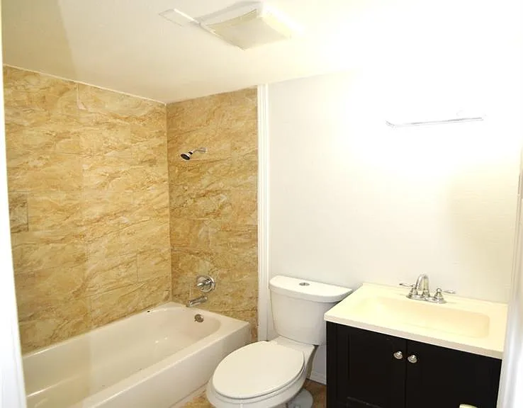 2513 Walker Rd — Photo 4