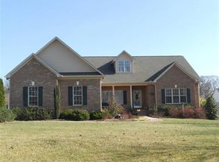 1106 N Devonpark Pl, Salisbury, NC 28147