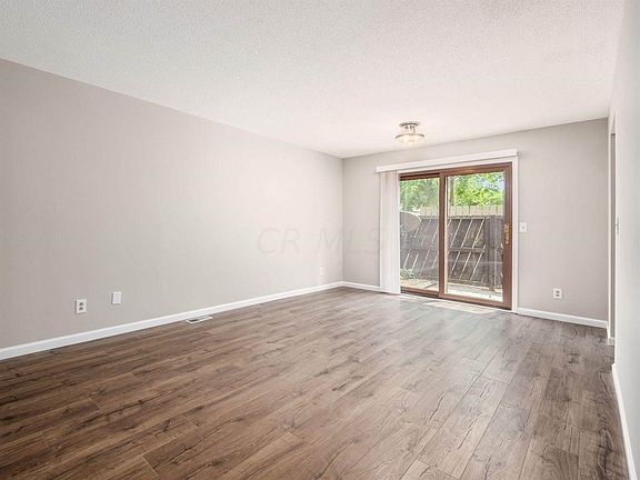 4th image of 5913 Hallworth Ct #A
