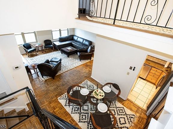 2nd image of 361 Claremont Ave #6115