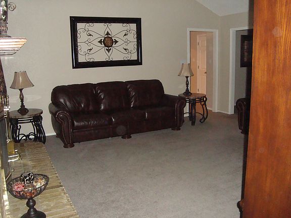 5th image of 3501 Crestmont Dr