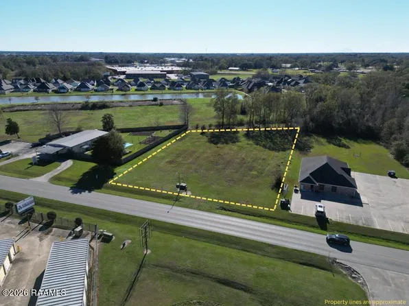 202 Albertson Pkwy, Broussard, LA 70518