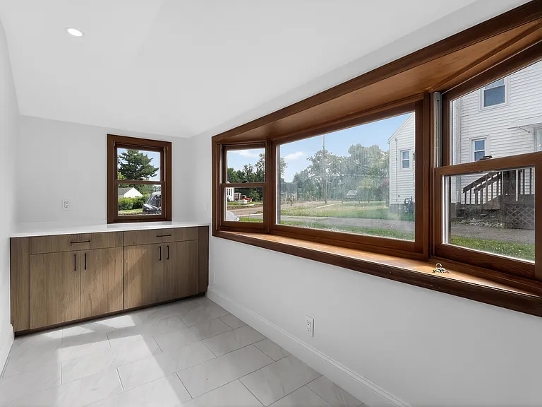 30 Jarvis Rd — Photo 23