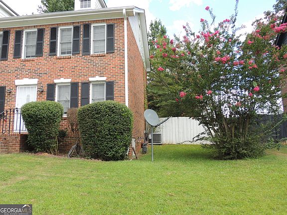 4th image of 6336 Phillips Pl