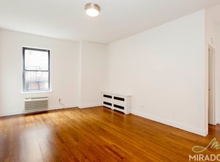 425 E 74th St APT 5E, New York, NY 10021
