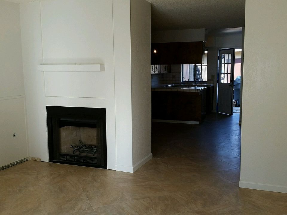 2nd image of 5820 W Hillsdale Ave