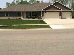 1023 Richborough Rd, Green Bay, WI 54313