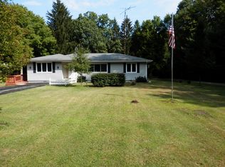 7561 Youngren Rd, Harbert, MI 49115