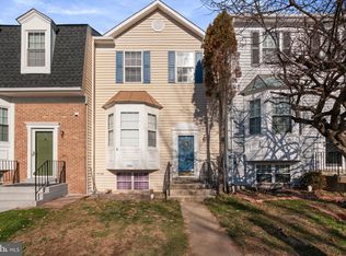 1944 Wicklow Ct, Woodbridge, VA 22191