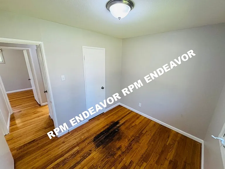 10052 Lilac Ave — Photo 16