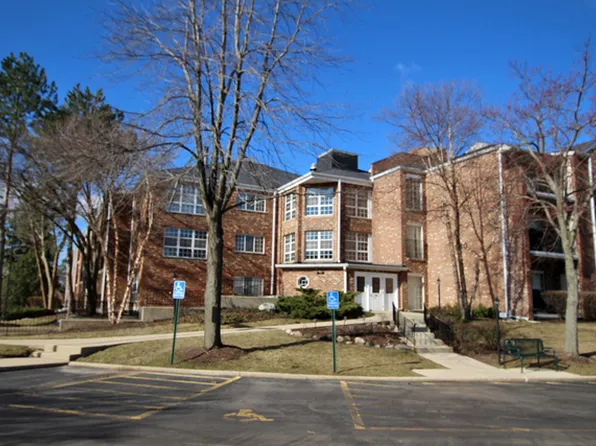 540 Biesterfield Rd, Elk Grove Village, IL 60007