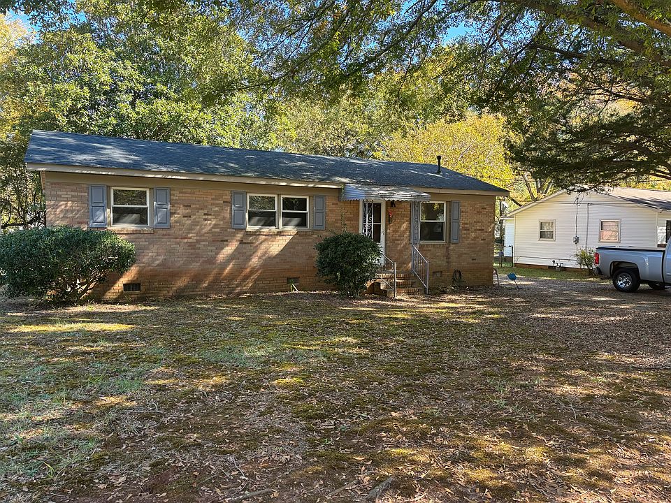 Front yard and front of house