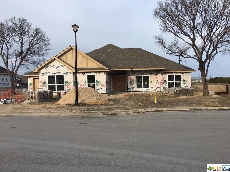 1st image of 1605 Scotch Dr