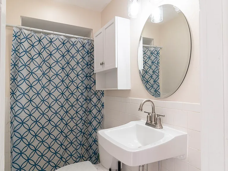 11A Islington St #E — Photo 11