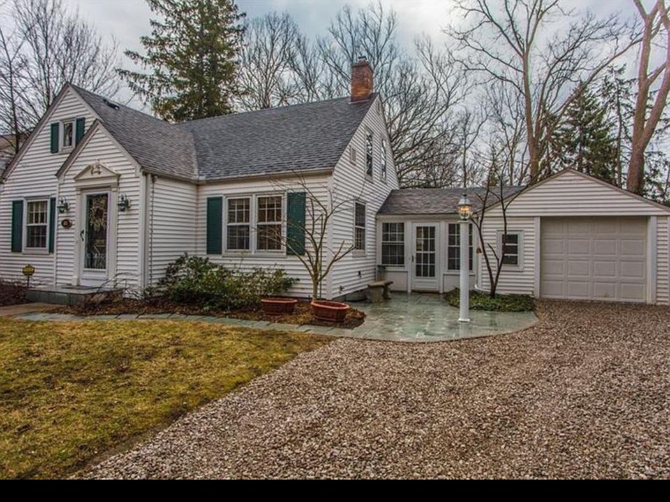 2nd image of 1811 Baldwin Ave