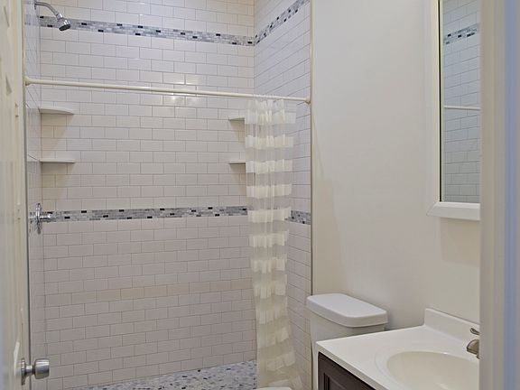 4th image of 2633 Kensington Avenue # Fl 1ST