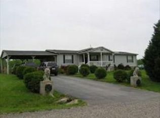 1654 Walnut Shell Dr, Vinton, VA 24179