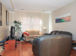 2455 N Ashland Ave APT 3, Chicago, IL 60614