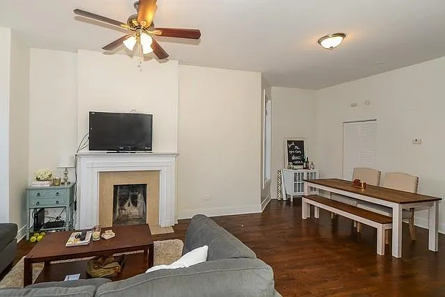 3032 N Kenmore Ave #1F — Photo 3