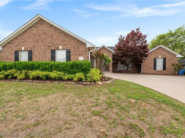 7505 Red Pine Dr, Fort Smith, AR 72916