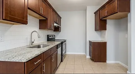 1 bed, 1.0 bath, 650 sqft, $970 — Photo 1