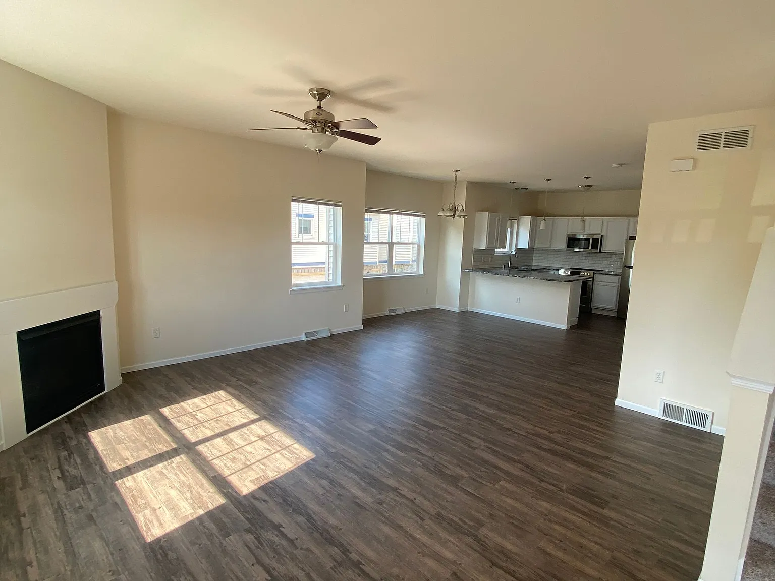 Alena Townhomes — Photo 2
