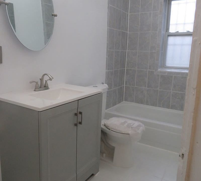 1st image of 225 Franklin Ave Floor 3