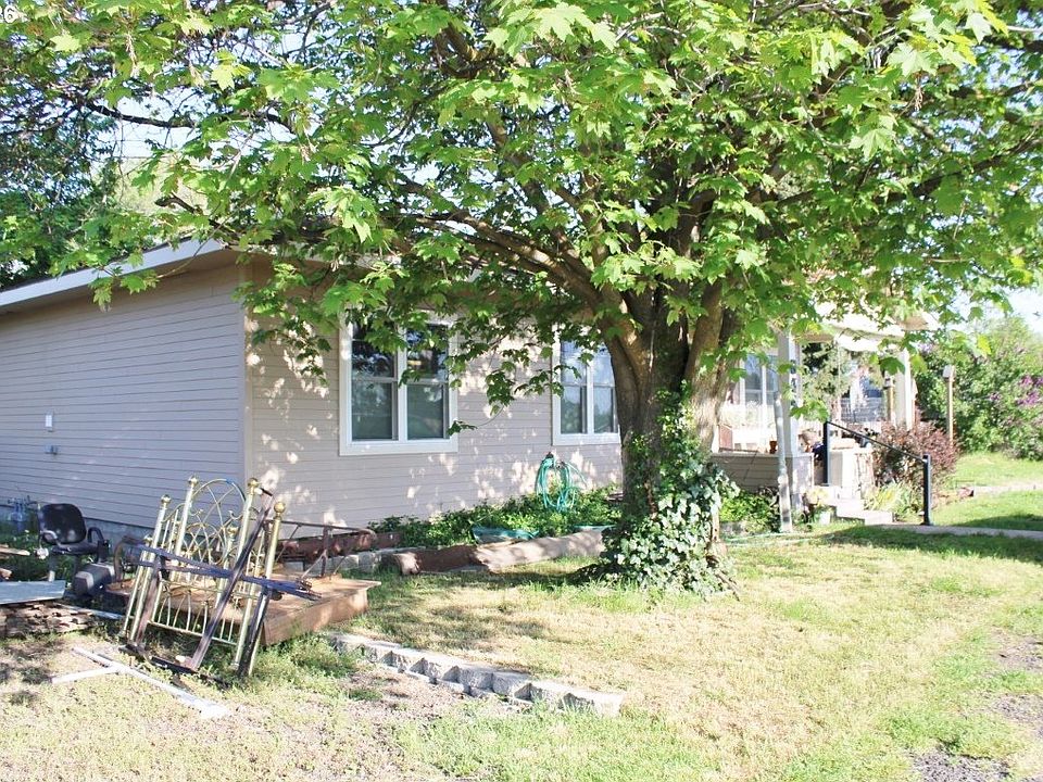 2nd image of 644 6th St
