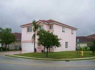 9905 NW 76th St, Tamarac, FL 33321