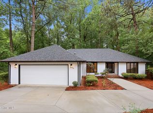 200 Devonshire Avenue W, Seven Lakes, NC 27376