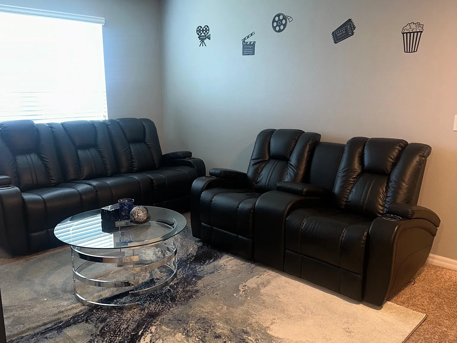 4 bed, 2.0 bath, 2616 sqft, $910 — Photo 4