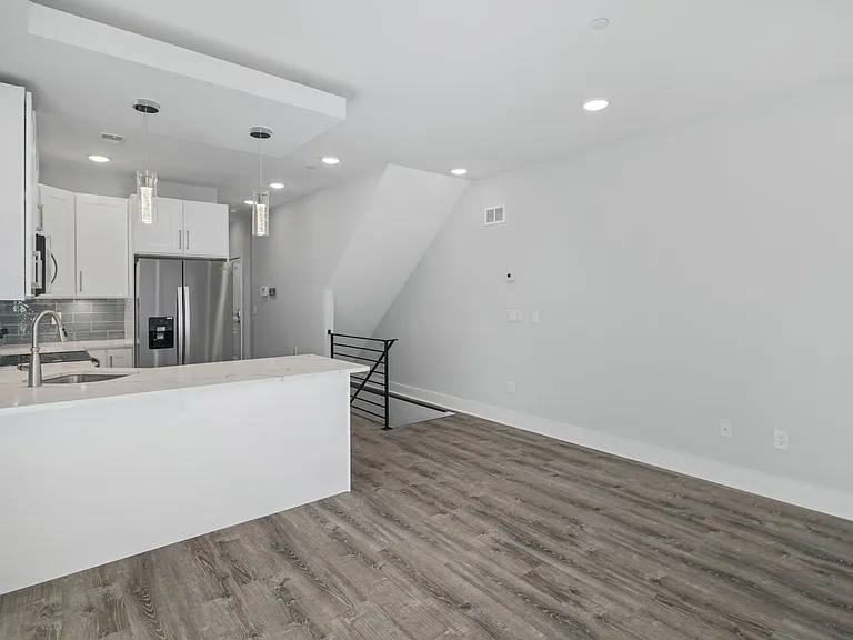1302 N Marshall St #2 — Photo 20
