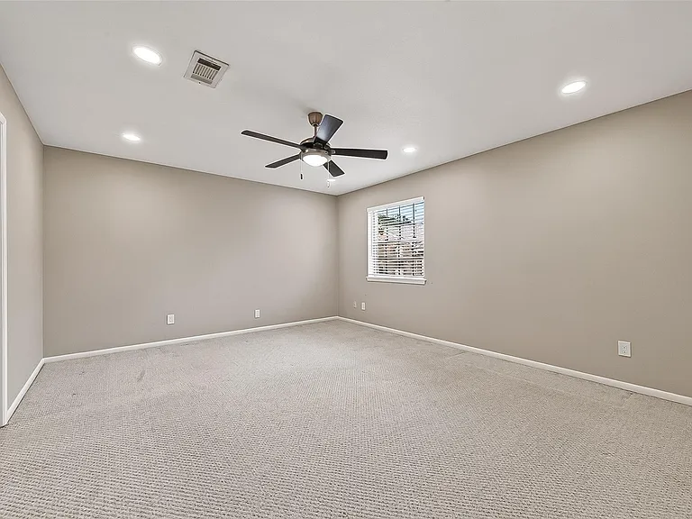 6649 De Moss Dr #649 — Photo 25