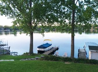 21604 121st St, Bristol, WI 53104