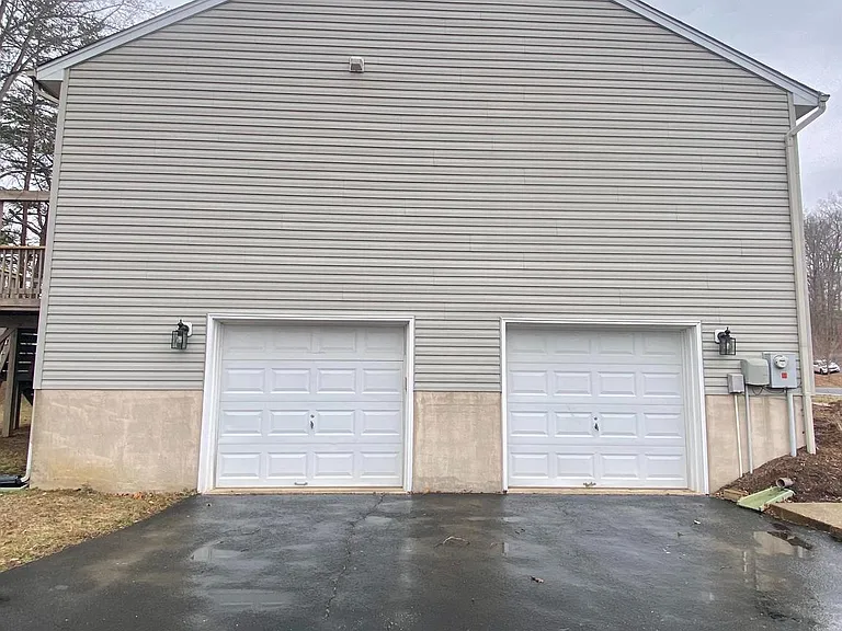 9504 S Royal Crest Ct — Photo 2