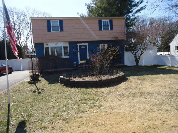 197 Mark Tree Road, Centereach, NY 11720