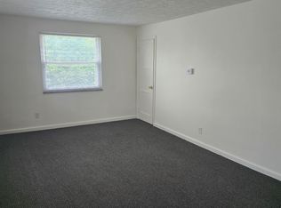 433 Sandhurst Dr, Dayton, OH 45405