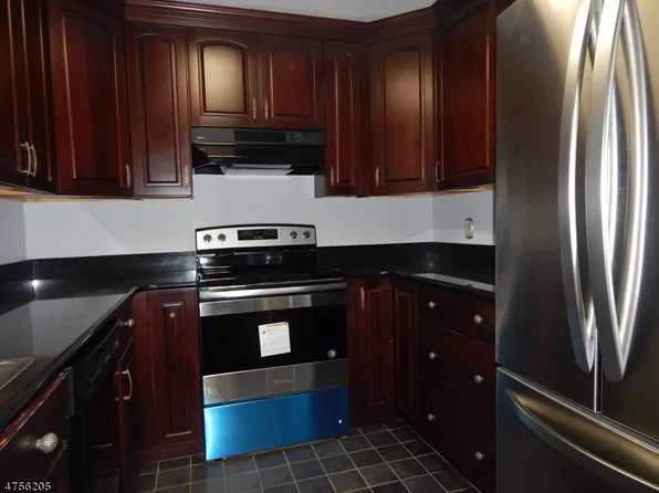 54 Wescott Rd, Bedminster, NJ 07921