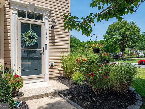3rd image of 334 Sundance Way