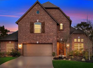 10 S Wheatleigh Dr, Tomball, TX 77375