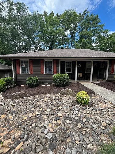 12 Oakwood Dr Photo 1