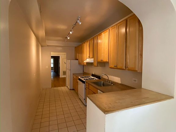 5th image of 6315 N Glenwood Ave #1