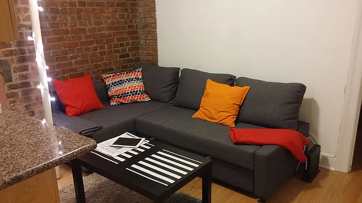 Rented by Urban Real Estate Property Group Inc | media 11