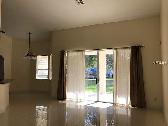 5th image of 4356 Flora Vista Dr