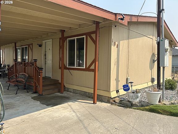 3rd image of 108 Catherine Ave