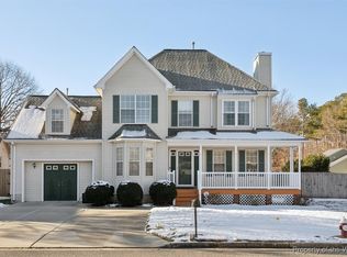 721 Fawn Lake Dr, Newport News, VA 23608