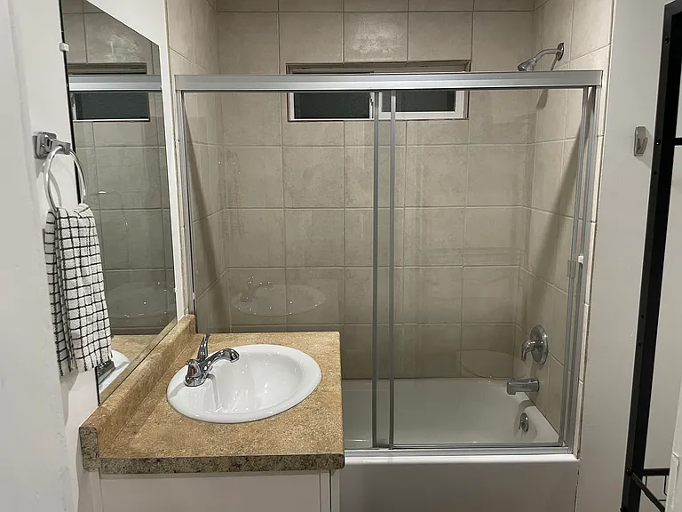 182 N N St #2 — Photo 10