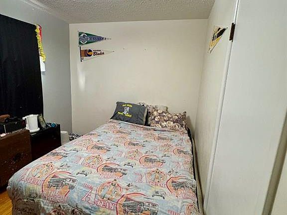 4th image of 4122 S 50th St