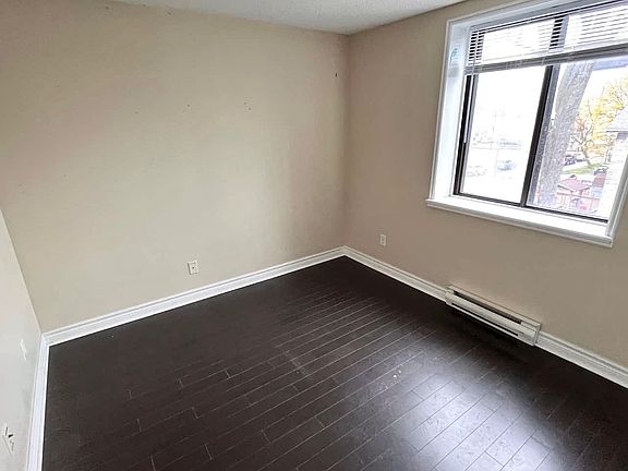 4th image of 311 Queen St #301